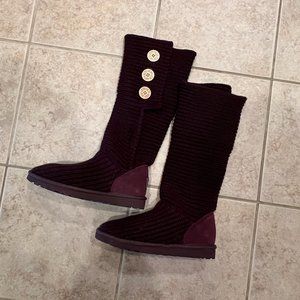 UGG Women's Classic Cardy Boots - Size 7, Burgundy
